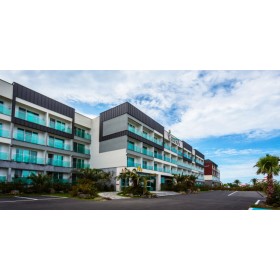 봄 그리고 가을 리조트