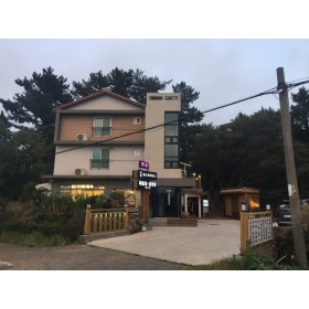 또랑게스트하우스