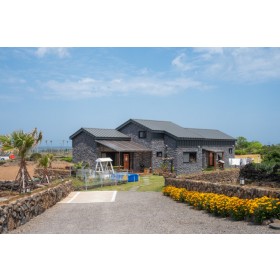 용스테이 펜션 (한경)