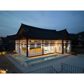 라움더한옥 풀빌라