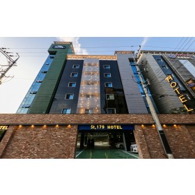 천안 St.179 호텔