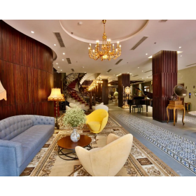 동 두옹 호텔 앤 스위트