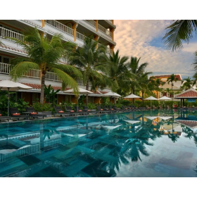 라 시에스타 호이안 리조트 앤 스파