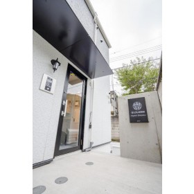 글로우 히가시 신주쿠