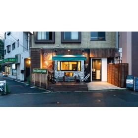 도쿄 게스트하우스 오우지 뮤직 라운지