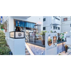 턴 테이블 호스텔