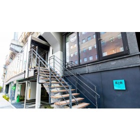 언더 레일웨이 호텔 아키하바라