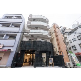 프티 그란데 홈즈